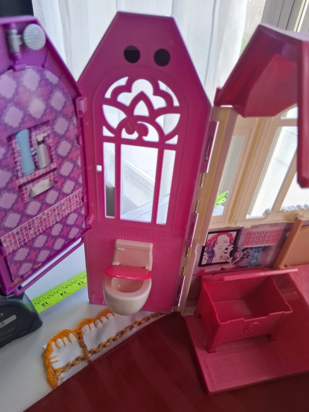 Pink Foldable Playhouse Toy for Kids - Brand Unknown